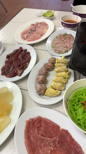 ตา ต้า สุกี้