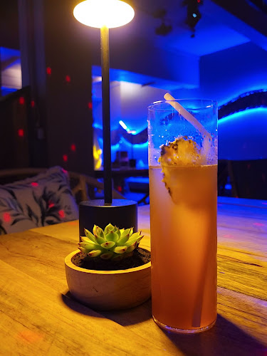 Opinii despre Patong Walking Street @ The Prism în อำเภอกะทู้ - การบริการอาหารและที่พัก