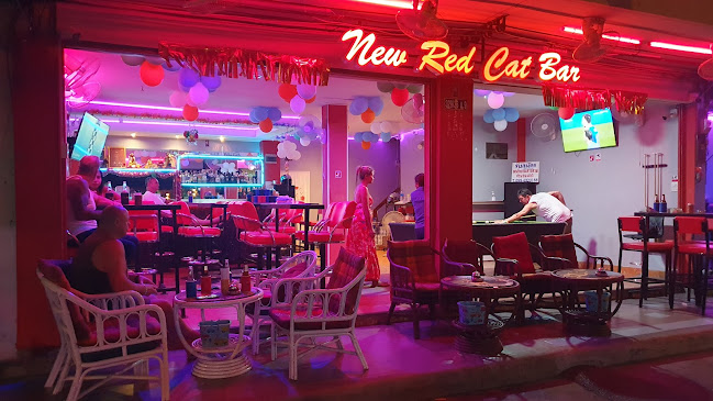 นิว เรด แคท บาร์