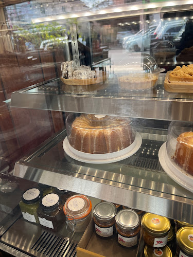 Uncle Toma's by Bakeology