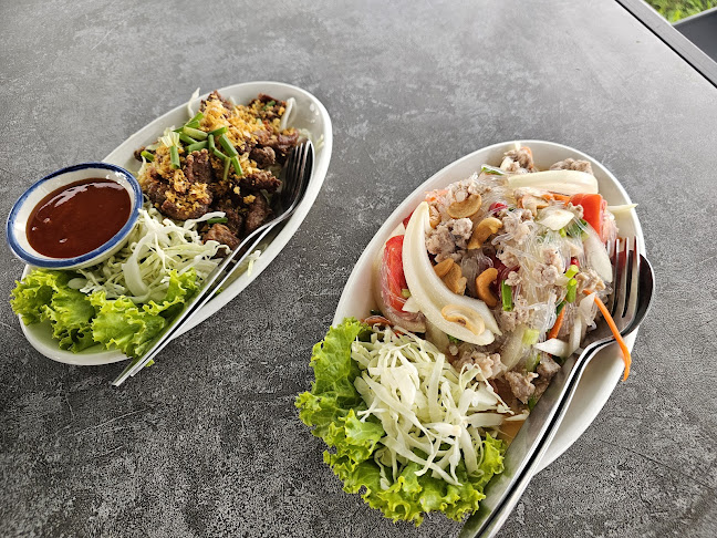 Mountain Jungle Restaurant - อำเภอเกาะสมุย