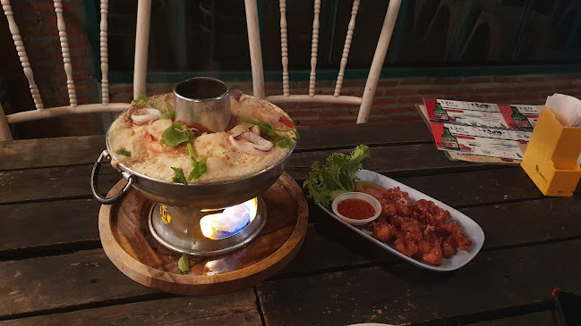 Opinii despre อ่าวอุดมสโมสร în อำเภอศรีราชา - การบริการอาหารและที่พัก