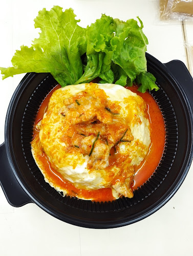 Opinii despre มัมนี่ คีโต în เมือง - การบริการอาหารและที่พัก