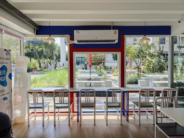 MilkLand Silpakorn University - การบริการอาหารและที่พัก