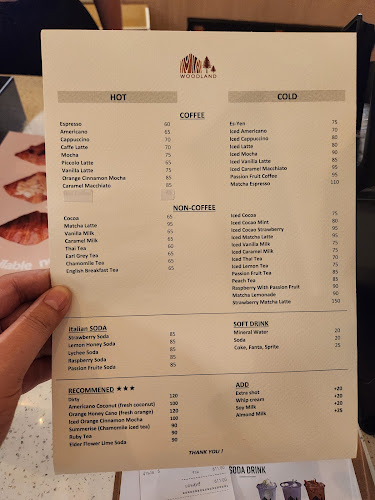 Woodland Cafe' Restaurant & Bar Phuket - อำเภอถลาง