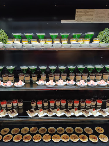 Waves & Wind - การบริการอาหารและที่พัก