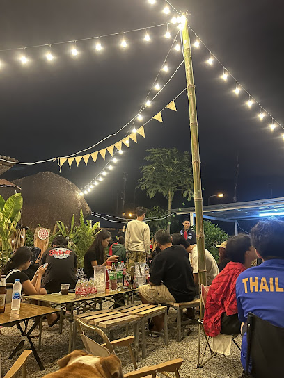 หลังบ้าน Camping bar