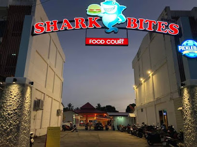 Shark Bites - Pool Bar and Pickleball