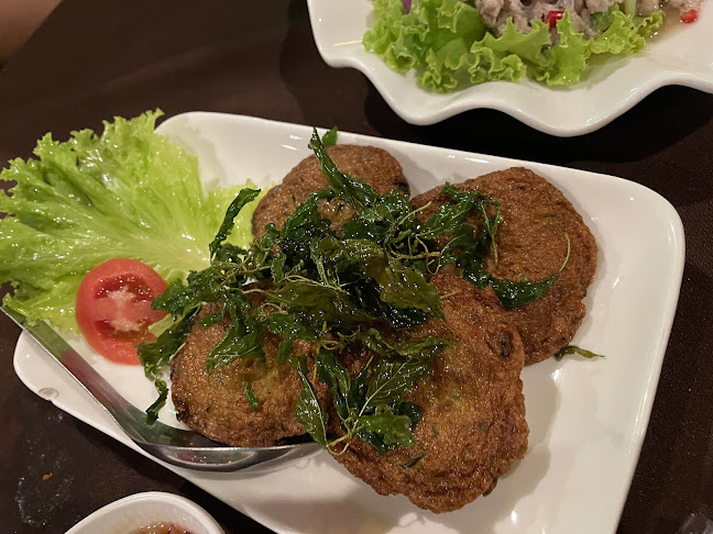 Opinii despre แพครูเอ็ม แพเจ้าพระยา în อำเภอเมืองนครสวรรค์ - การบริการอาหารและที่พัก