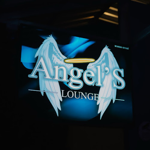 Angel’S Lounge
