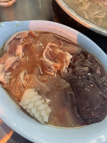 หมื่นทิพย์เนื้อย่างเกาหลี - การบริการอาหารและที่พัก