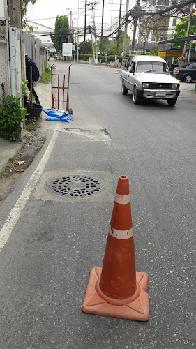 The 7 Sauce To Go - การบริการอาหารและที่พัก