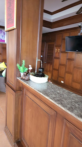 Bratwurst Peter - อำเภอกะทู้