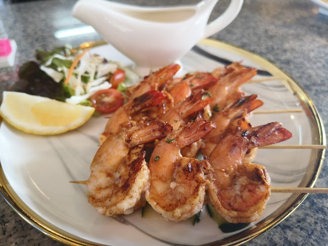 Opinii despre Kindee Pizzeria & Steak House în อำเภอถลาง - การบริการอาหารและที่พัก