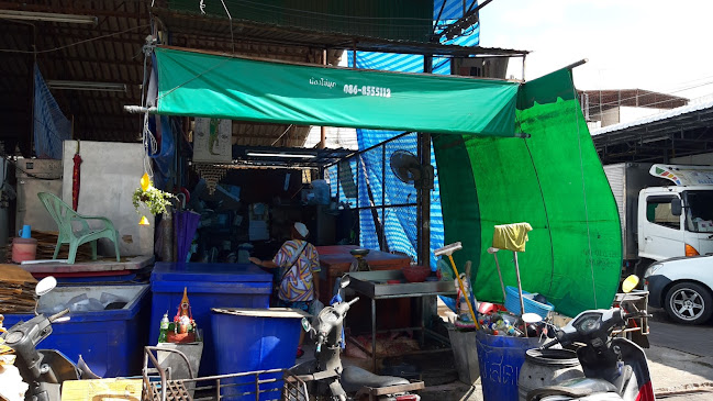 Opinii despre แมวดา ไก่สด (ตลาดย่าโม) în อำเภอเมืองนครราชสีมา - การบริการอาหารและที่พัก