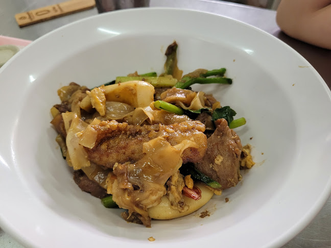 Opinii despre คุณจี๊ดยอดผัก în อำเภอเมืองภูเก็ต - การบริการอาหารและที่พัก