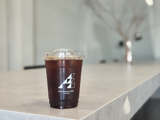 Opinii despre Abe Specialty Coffee în เมือง - การบริการอาหารและที่พัก