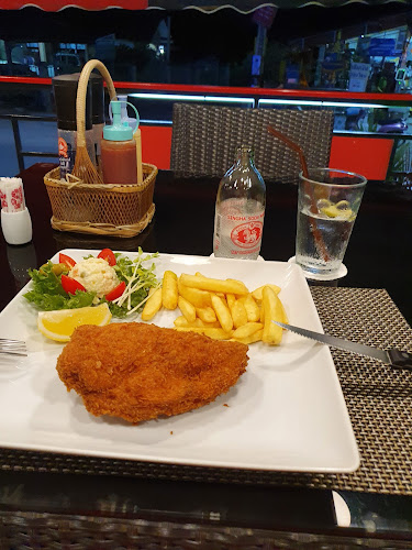 Pepper & Salt Pattaya - การบริการอาหารและที่พัก