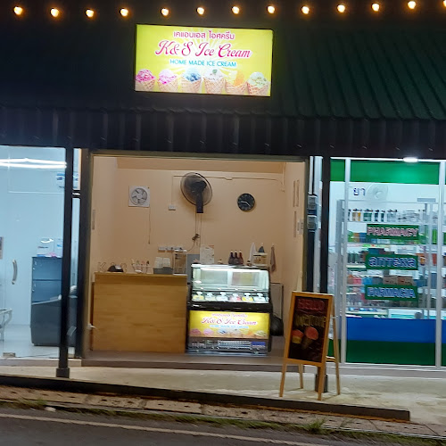 K&S ice cream @the plam kata plaza