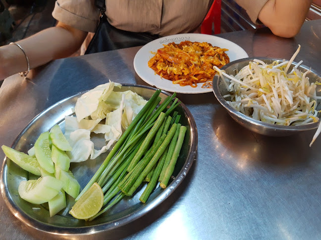 ตลาด ตลาดศาลเจ้า แผงที่ 8 ถนน ถนน หน้าเมือง เมือง สุราษฎร์ธานี 84000