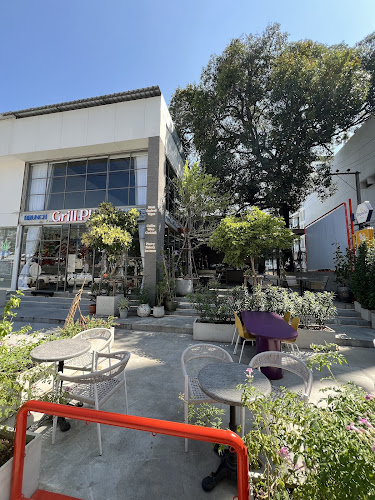 Opinii despre Sweet cigarette cafe&bar în อำเภอบางละมุง - การบริการอาหารและที่พัก