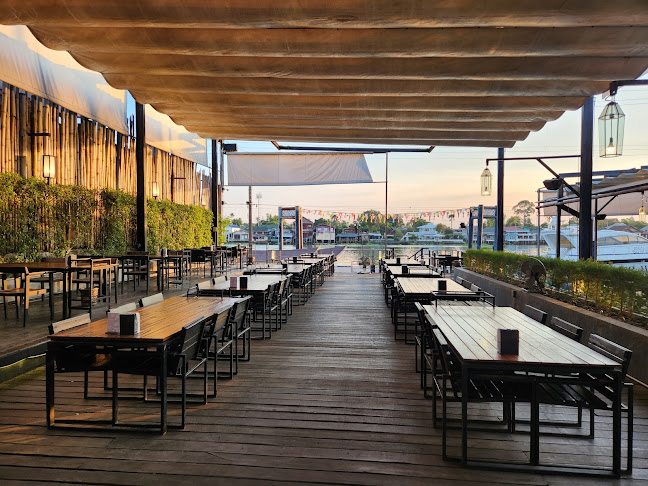 River Wine Restaurant&Karaoke - อำเภอปากเกร็ด