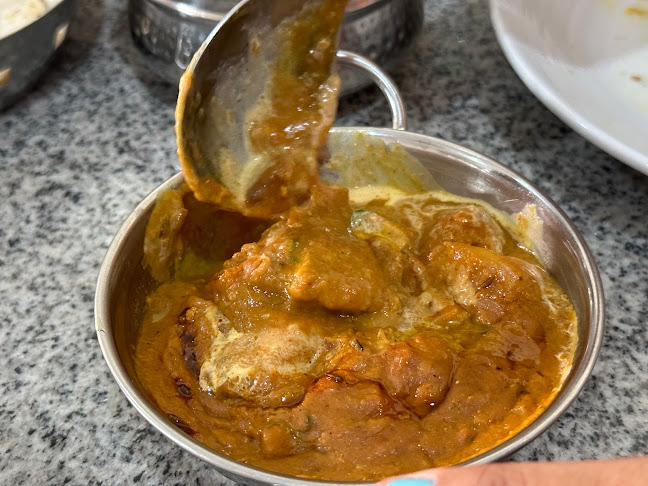 เอเวอร์เรส พัทยาซอย 10 สาย 2 - การบริการอาหารและที่พัก