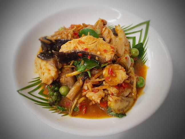 Light House Café ถนนพุทธสาคร - การบริการอาหารและที่พัก