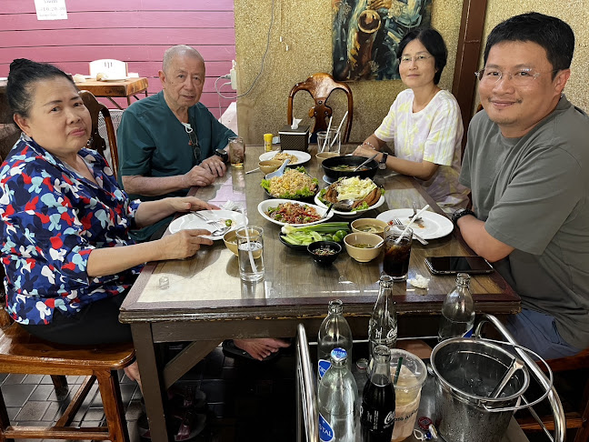 Opinii despre ร้านอาหารแสงทองโภชนา în อำเภอหาดใหญ่ - การบริการอาหารและที่พัก