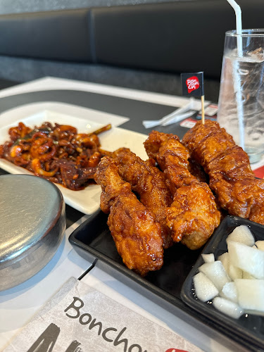 Opinii despre Bonchon Central Village în อำเภอบางพลี - การบริการอาหารและที่พัก