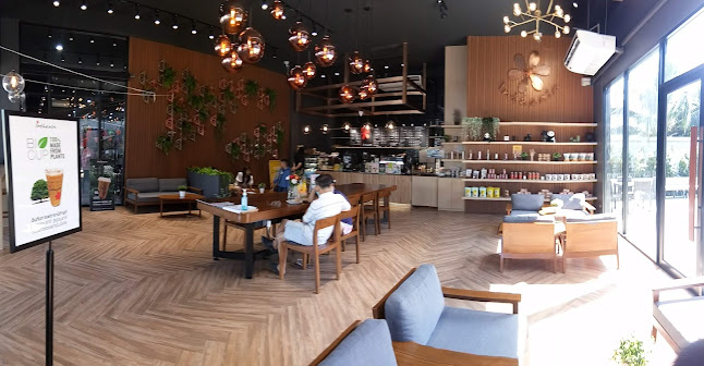 Inthanin Coffee ปั๊มบางจาก วัดลาดปลาดุก - การบริการอาหารและที่พัก