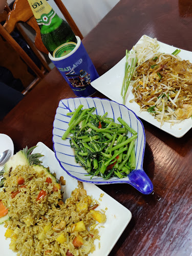 Comentarii opinii despre ร้านNumber.6 patong