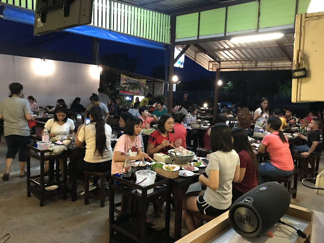 เบสท์ บุฟเฟ่ต์ - การบริการอาหารและที่พัก