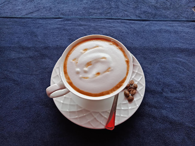 ร้าน Tomorrow Coffee - การบริการอาหารและที่พัก