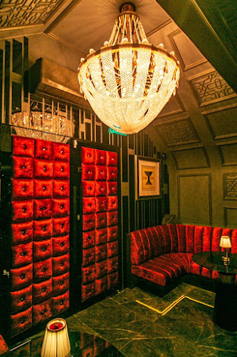 352, 89 soi 5 Pratumnak, เมืองพัทยา อำเภอบางละมุง ชลบุรี 20150