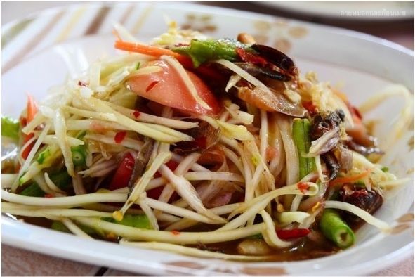 Comentarii opinii despre ตำกรร แซ่ปอีสานบ้านเฮาชิลๆริมเล