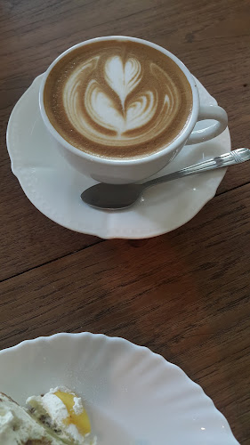 608 ถ. ราชมรรคา ตำบลสนามจันทร์ อำเภอเมืองนครปฐม นครปฐม 73000