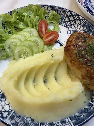 100, 59 ถนน กะตะ ตำบล กะรน district, ภูเก็ต 83100