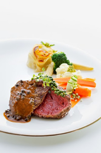 Living Room Restaurant - อำเภอเมืองภูเก็ต