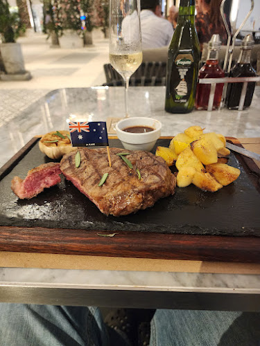 แสบสบายซอย 2 ตำบลป่าตอง อำเภอกะทู้ ภูเก็ต 83150