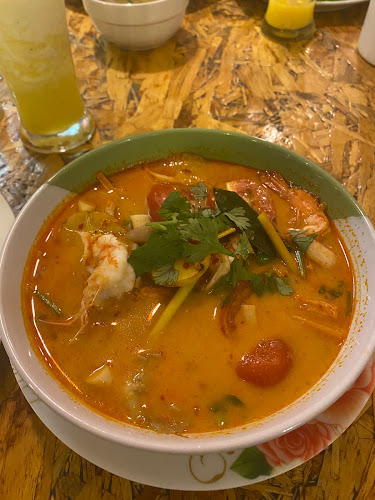 Q8HG+QX5 ตำบล ราไวย์ อำเภอเมืองภูเก็ต ภูเก็ต 83100