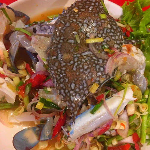 ร้านอีสานแซ่บ ซีฟู้ด - อำเภอเมืองภูเก็ต