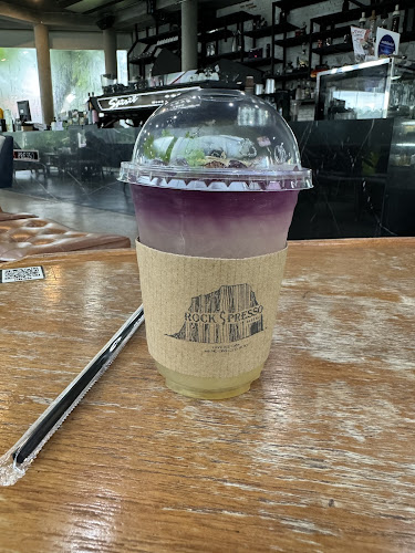 Opinii despre Rock S Presso Chanthaburi în อำเภอเมืองจันทบุรี - การบริการอาหารและที่พัก