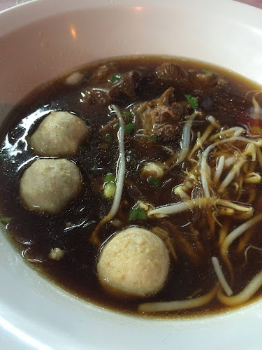 กะเพราข้าวมัน - อำเภอบางละมุง