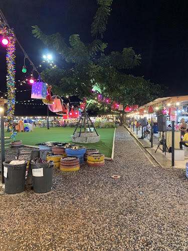 Comentarii opinii despre ตลาดกลางเมืองตรัง (อารีย์ญา) city center