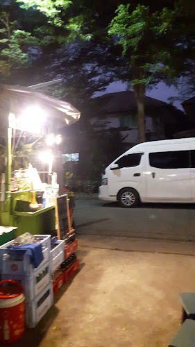 Pe' Hi-Rock Cafe - การบริการอาหารและที่พัก