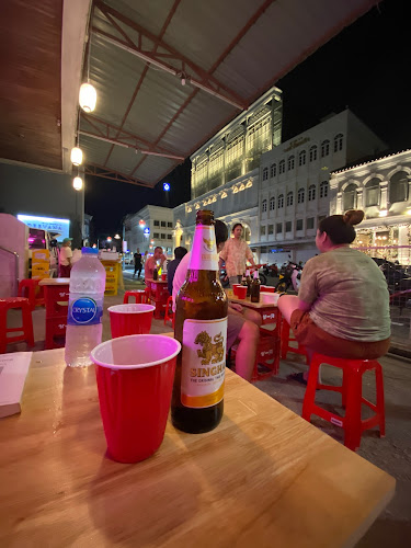 7 ถ. พังงา ตำบลตลาดใหญ่ อำเภอเมืองภูเก็ต ภูเก็ต 83000