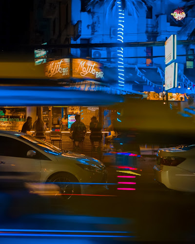 Mojitobar Patong Phuket - การบริการอาหารและที่พัก