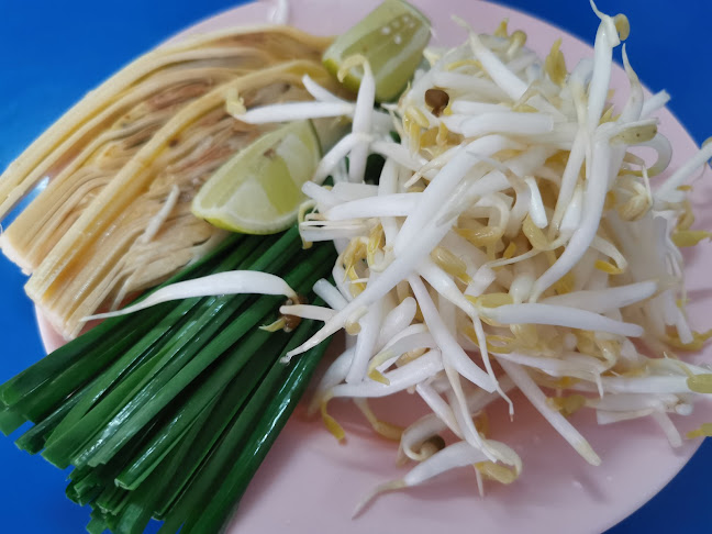 Comentarii opinii despre อั้ง ผัดไทย-หอยทอด