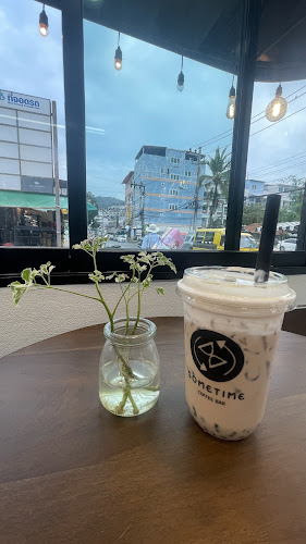 Sometime coffee bar (บางเวลา)​ - การบริการอาหารและที่พัก